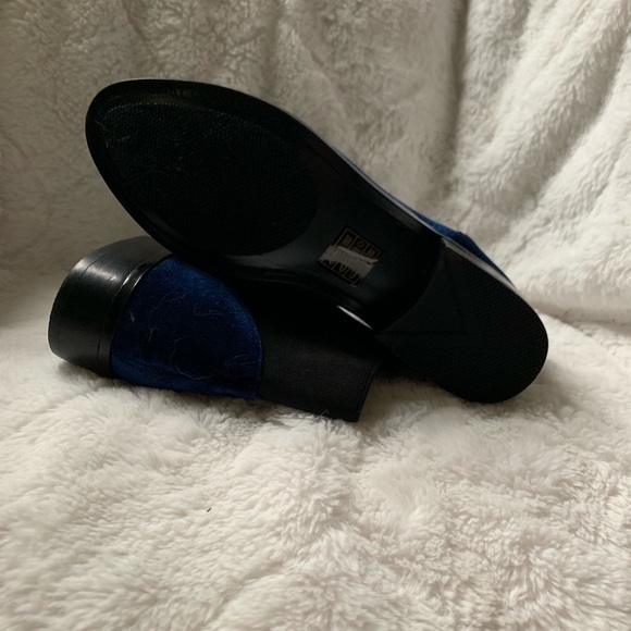 ALDO Nydia Blue Velvet Ankle Boot - Picture 6 of 6